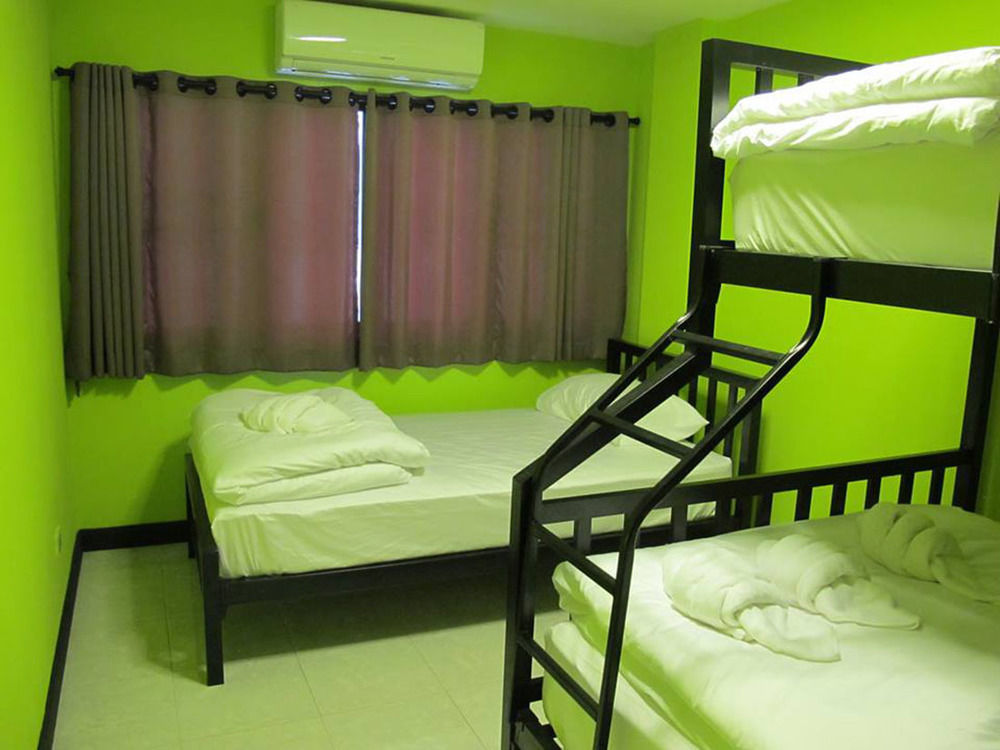 Why Not House Hostel Chiang Mai Luaran gambar